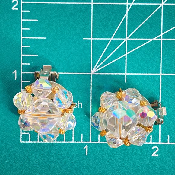 Stud Earrings Clear Aurora Borealis Glass Cluster Wired Beaded Clip Ons - Picture 6 of 6